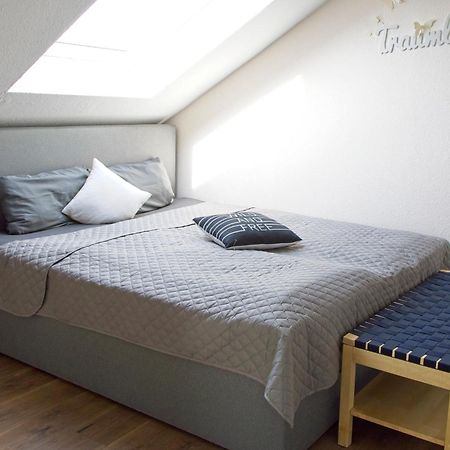 Neustadt-Aussicht - Grosse Wohnung Mit Balkon Drezno Zewnętrze zdjęcie