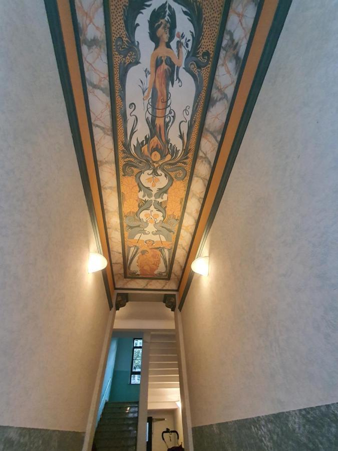 Neustadt-Aussicht - Grosse Wohnung Mit Balkon Drezno Zewnętrze zdjęcie