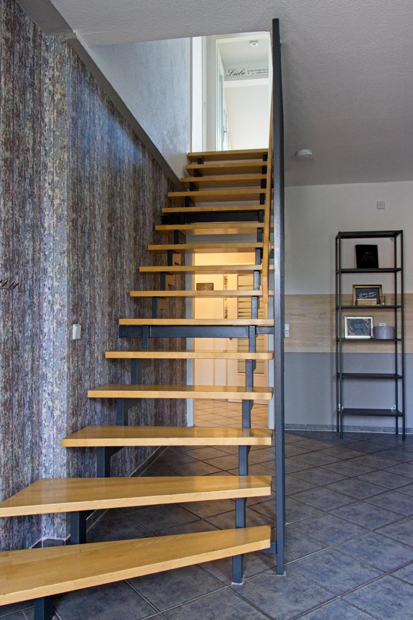 Neustadt-Aussicht - Grosse Wohnung Mit Balkon Drezno Zewnętrze zdjęcie